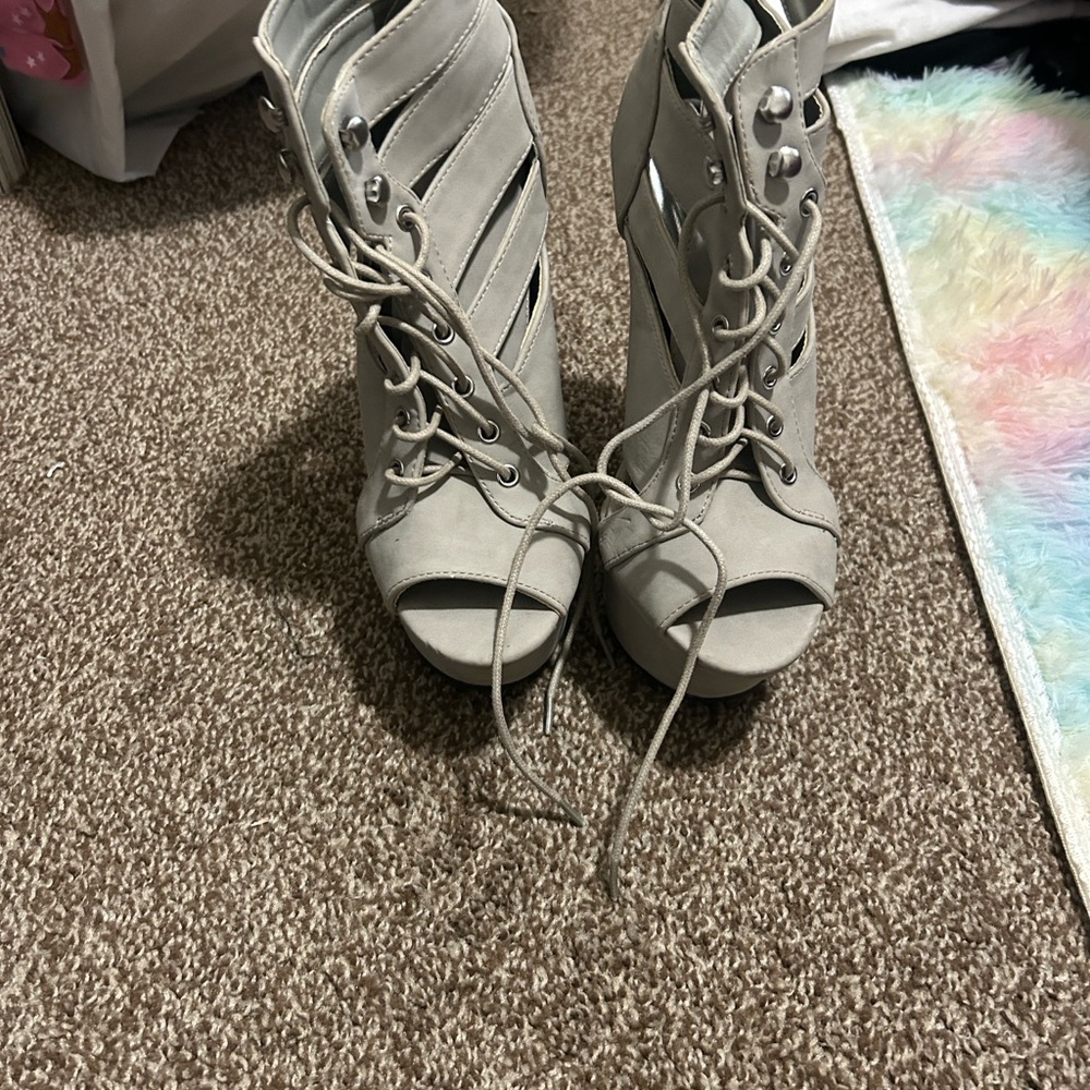 Dollhouse Gray Lace-Up Heeled Boots